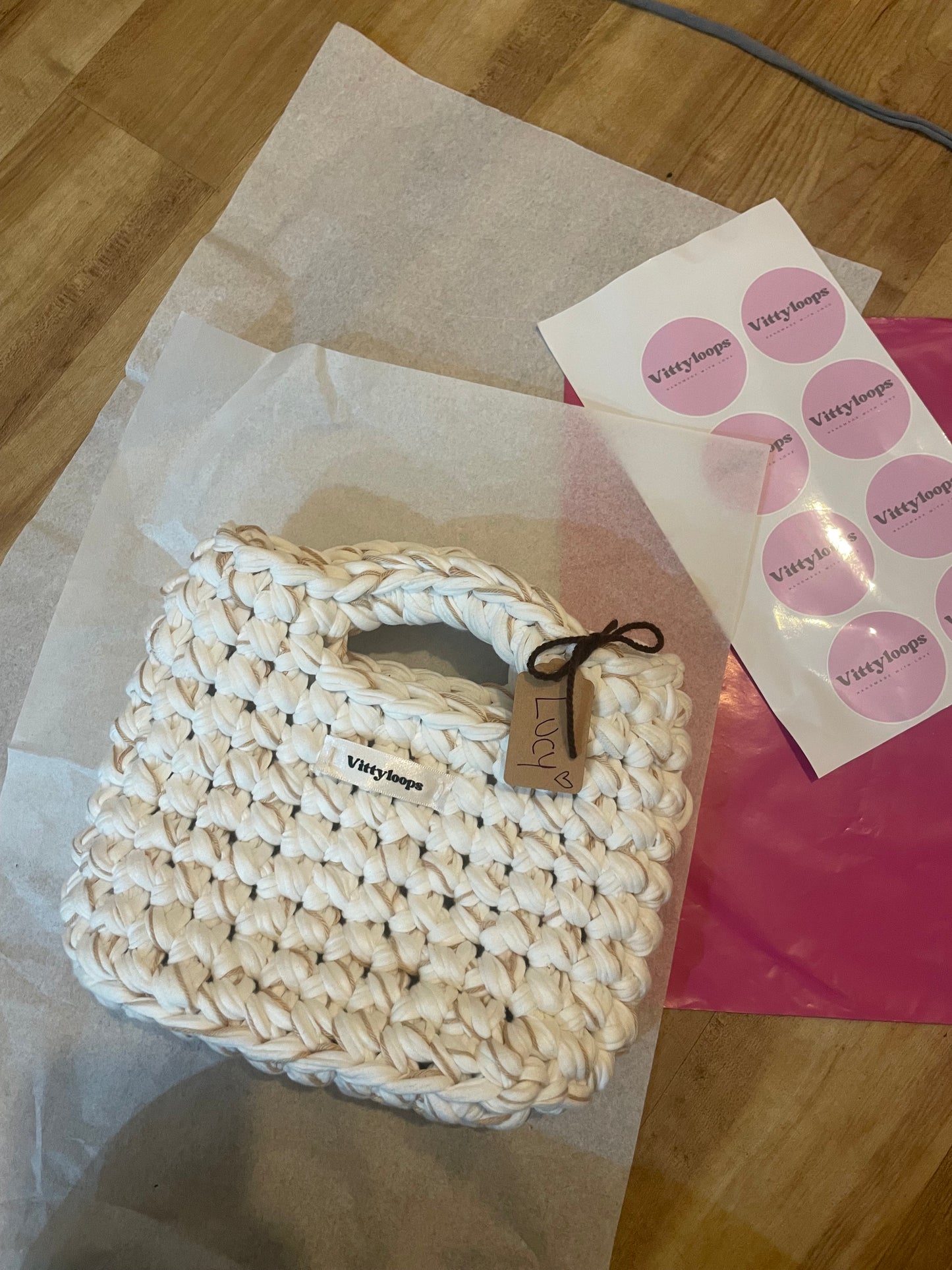 DELUXE handbag
